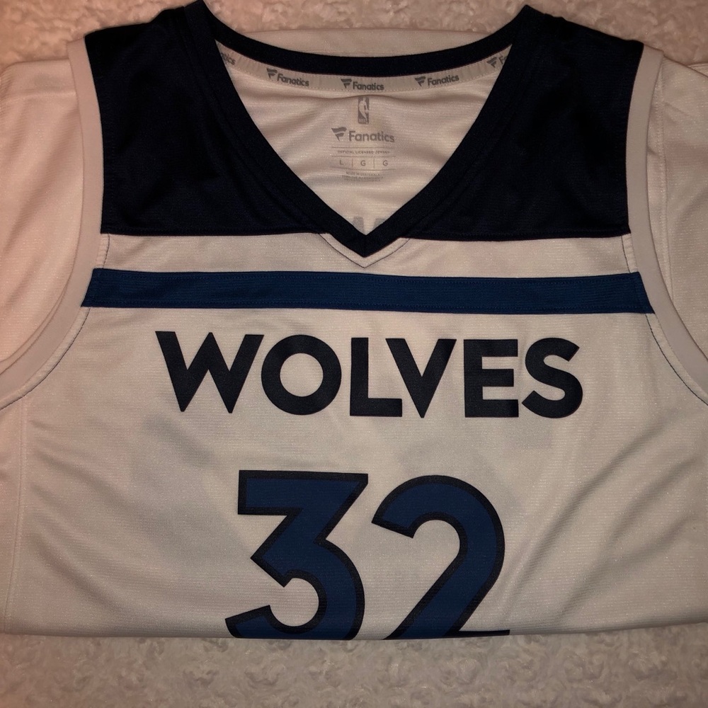 MINNESOTA TIMBERWOLVES Karl-Anthony Towns jersey